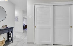 466 Crescent St, Oakland, CA 94610
