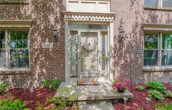 730 Hunters Run, Perrysburg, OH 43551