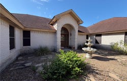 911 SW 11th Street, Premont, TX 78375
