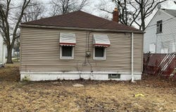 19758 Greenview Avenue, Detroit, MI 48219
