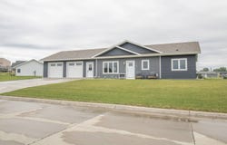 2661  Warren Circle, Rock Valley, IA 51247