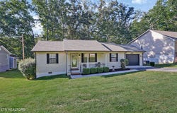 350 Lakeview Drive, Fairfield Glade, TN 38558