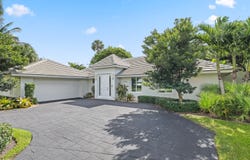 1386 S Atlantic Drive, Lantana, FL 33462