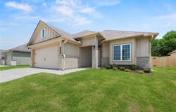 111 Adaline Bend, McGregor, TX 76657