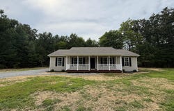 185 WOODBERRY DRIVE, MONTROSS, VA 22520