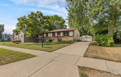 4383 40th Street SW, Grandville, MI 49418
