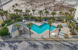 8436 Gulf Boulevard, Navarre, FL 32566
