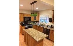 423 Hull Court, Waukegan, IL 60085