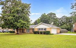 503 Mimosa Rd, Sumter, SC 29150