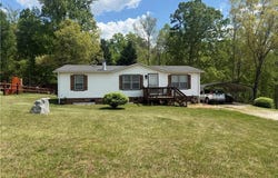 231 CP Riddle Trail, Mount Airy, NC 27030