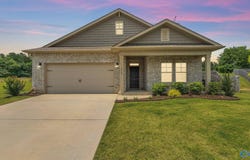 14783 London Lane, Athens, AL 35613