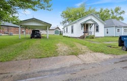 413 East 3rd Street, Eldon, MO 65026