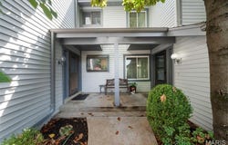1222 Meramec Heights Drive, Ballwin, MO 63021