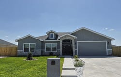 420 Pitaya, Del Rio, TX 78840