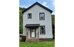 347 Pacific St, Franklin, PA 16323