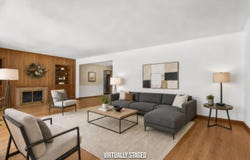 1127 Lincoln Blvd, Manitowoc, WI 54220
