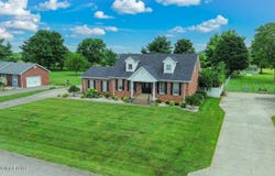 1124 Foxfire Rd, Bardstown, KY 40004