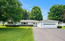 18169 6th Avenue Road, Three Rivers, MI 49093