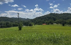 9999 Cannon Lake Road, Cannon, KY 40923