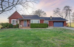 813 S Dade 251, Ash Grove, MO 65604