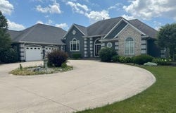 804 Wexford Court, Columbia City, IN 46725