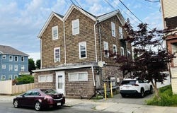 77 Fulton St, Fall River, MA 02720