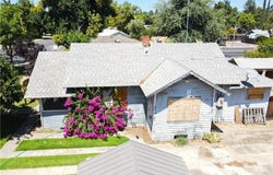 557 W 25th Street, Merced, CA 95340