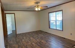 18230 Loyalty Lane, St Robert, MO 65584