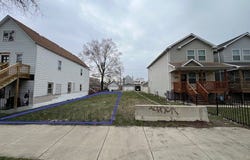 2457 W 46th Place, Chicago, IL 60632