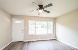 4 Dixie Drive, Fenton, MO 63026