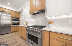 8615 ACORN Circle, VIENNA, VA 22180