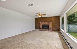 2107 COVE AVE, La Grande, OR 97850