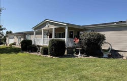 18425 N STRATFORD Lane, Mt Vernon, IL 62864