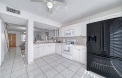 2612 W 54th Place, Hialeah, FL 33016