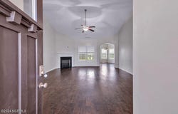 402 Derrick Drive, Sneads Ferry, NC 28460