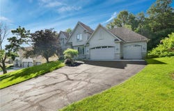 1630 Murphy Parkway, Eagan, MN 55122