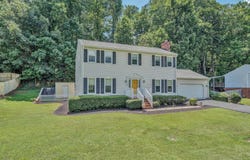 112 UPLAND DR, Salem, VA 24153