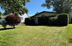 2174 Rockefeller Road, Wickliffe, OH 44092