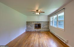 650 SINGER LANE, DAUPHIN, PA 17018