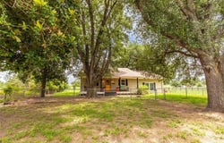 36930 Betka Road, Hempstead, TX 77445