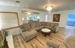 8 Sunset Blvd, Williamson, WV 25661