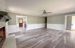 613 W Old Camden Rd, Hartsville, SC 29550-9208