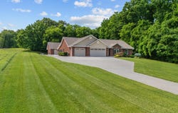 225 Piney Road, Kodak, TN 37764