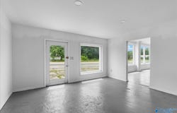 125 W Indiana Avenue, Whitwell, TN 37397
