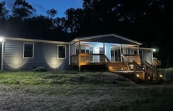 7407 Bradshaw Rd, Salem, VA 24153