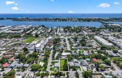 614 N 5th Street, Lantana, FL 33462