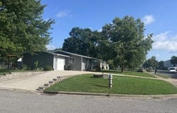 840 S Curry Pike, Bloomington, IN 47403