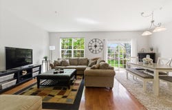 710 Riding Lane, St. Charles, IL 60174
