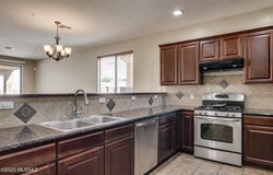 2221 E Stone Stable Drive, Tucson, AZ 85737