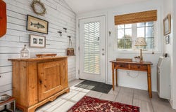 8 Central Avenue, Portsmouth, NH 03801